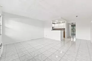 310 Oakridge R Ct, Deerfield Beach, FL 33442 - Photo 6