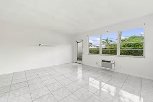 310 Oakridge R Ct, Deerfield Beach, FL 33442 - Photo 8