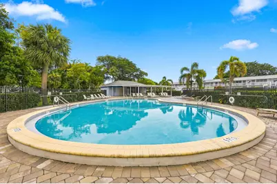 310 Oakridge R Court #310, Deerfield Beach, FL 33442 - Photo 32