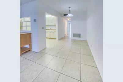 3240 Lake Osborne Drive #109, Lake Worth Beach, FL 33461 - Photo 10