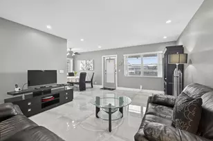 160 Easthampton G, West Palm Beach, FL 33417 - Photo 4