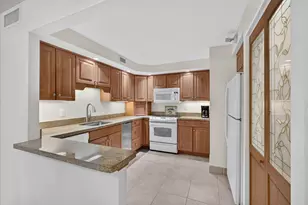 2800 N Ocean Dr, Singer Island, FL 33404 - Photo 12