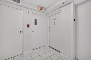 2800 N Ocean Dr, Singer Island, FL 33404 - Photo 40