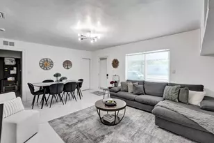 2001 Washington St, Hollywood, FL 33020 - Photo 1