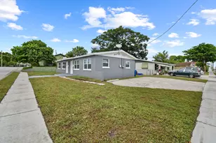 968 W 9th St, Riviera Beach, FL 33404 - Photo 1