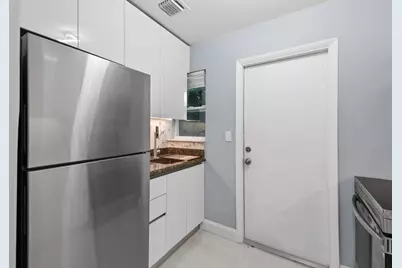 968 W 9th Street #A1, Riviera Beach, FL 33404 - Photo 8