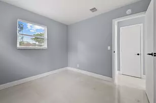 968 W 9th St, Riviera Beach, FL 33404 - Photo 12