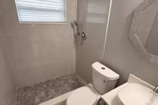 968 W 9th St, Riviera Beach, FL 33404 - Photo 10