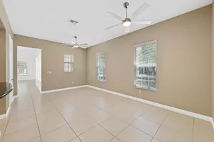 870 NW 83rd Ln, Boca Raton, FL 33487 - Photo 8
