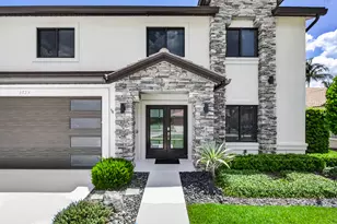 3725 Cypress Lake Dr, Lake Worth, FL 33467 - Photo 4