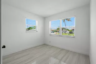968 W 9th St, Riviera Beach, FL 33404 - Photo 12