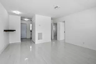 968 W 9th St, Riviera Beach, FL 33404 - Photo 8