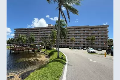 250 Jacaranda Drive #804, Plantation, FL 33324 - Photo 1