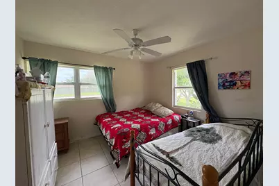 1001 Sunrise Boulevard, Fort Pierce, FL 34950 - Photo 16
