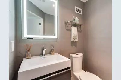 888 Intracoastal Drive #10E, Fort Lauderdale, FL 33304 - Photo 14