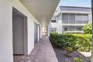 441 Piedmont J, Delray Beach, FL 33484 - Photo 6