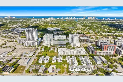 724 NE 3rd Avenue, Fort Lauderdale, FL  - Photo 4