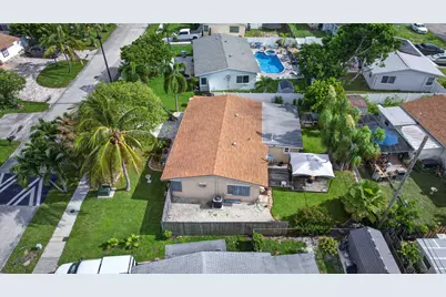 2750 NE 9th Terrace, Pompano Beach, FL 33064 - Photo 32