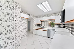 15355 Lakes of Delray Blvd, Delray Beach, FL 33484 - Photo 24
