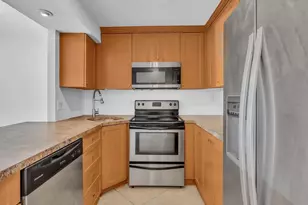 3002 NE 5th Terrace, Wilton Manors, FL 33334 - Photo 4