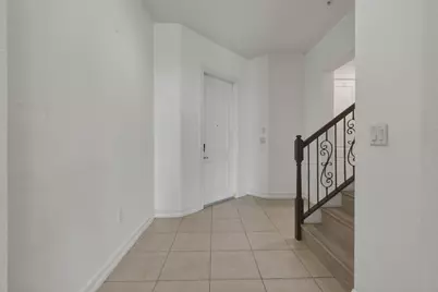 11562 SW 13th Lane, Pembroke Pines, FL 33025 - Photo 12