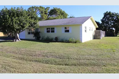2104 NE 1st Court, Boynton Beach, FL 33435 - Photo 2