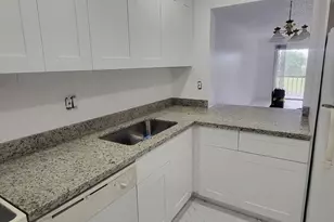 7900 Fairview Dr, Tamarac, FL 33321 - Photo 2