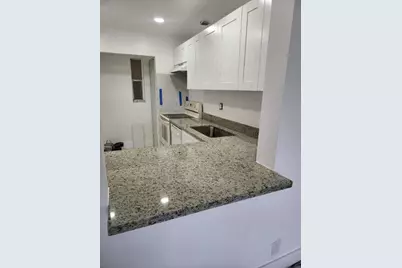 7900 Fairview Drive #206, Tamarac, FL 33321 - Photo 4