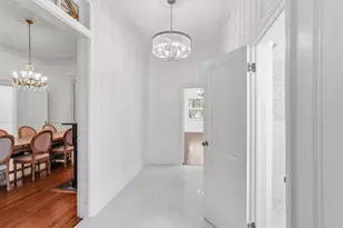 207 E Gwinnett St, Savannah, GA 31401 - Photo 30