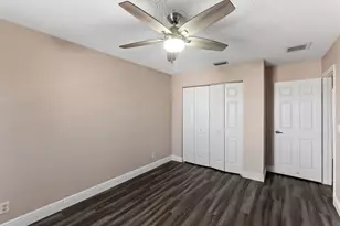 6384 Adriatic Way, West Palm Beach, FL 33413 - Photo 18