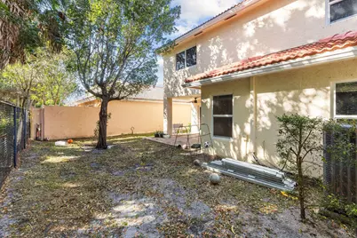 6384 Adriatic Way, West Palm Beach, FL 33413 - Photo 30