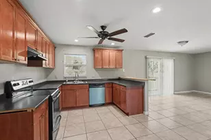502 NE Solida Cir, Port Saint Lucie, FL 34983 - Photo 18
