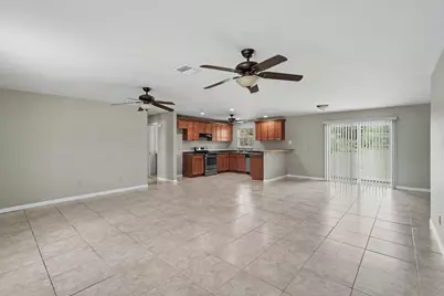 502 NE Solida Circle, Port Saint Lucie, FL 34983 - Photo 4