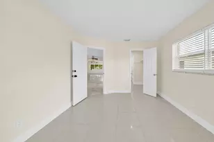 4921 NW 39th St, Lauderdale Lakes, FL 33319 - Photo 10