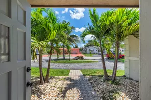 4921 NW 39th St, Lauderdale Lakes, FL 33319 - Photo 54