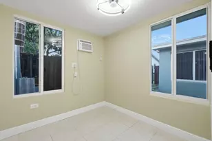 309 SW 7th Ct, Hallandale Beach, FL 33009 - Photo 32