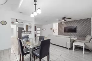 309 SW 7th Ct, Hallandale Beach, FL 33009 - Photo 14