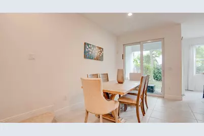 576 Parsons Way, Deerfield Beach, FL 33442 - Photo 2