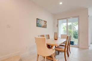 576 Parsons Wy, Deerfield Beach, FL 33442 - Photo 2