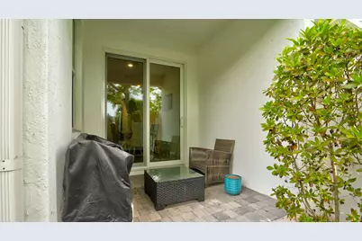 576 Parsons Way, Deerfield Beach, FL 33442 - Photo 6