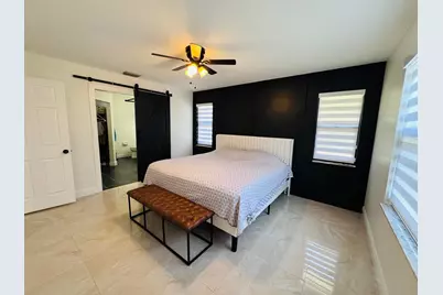 14196 N 77th Place N, The Acreage, FL 33470 - Photo 6