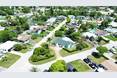 2907 SW 67th Terrace, Miramar, FL 33023 - Photo 2