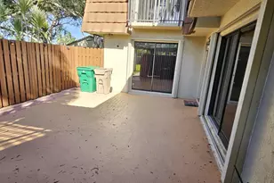 11865 SW 11th Ct, Davie, FL 33325 - Photo 6