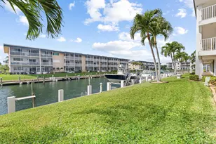 110 Shore Ct, North Palm Beach, FL 33408 - Photo 6