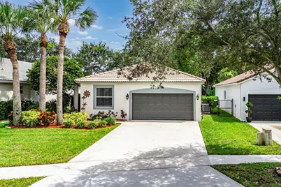 196 Seminole Lakes Drive, Royal Palm Beach, FL 33411 - Photo 1