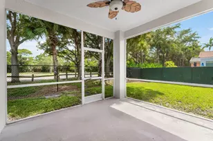 196 Seminole Lakes Dr, Royal Palm Beach, FL 33411 - Photo 28