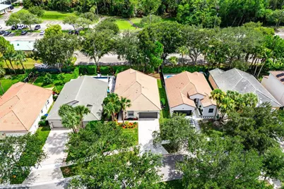 196 Seminole Lakes Drive, Royal Palm Beach, FL 33411 - Photo 32