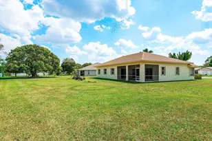 273 Ponce De Leon St, Royal Palm Beach, FL 33411 - Photo 30