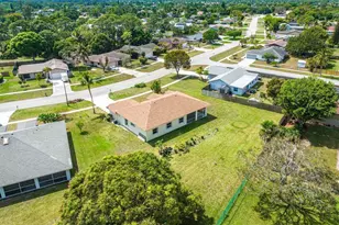 273 Ponce De Leon St, Royal Palm Beach, FL 33411 - Photo 36