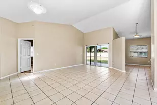 273 Ponce De Leon St, Royal Palm Beach, FL 33411 - Photo 20